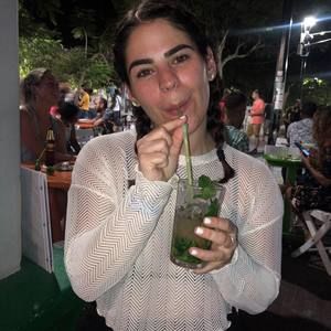 Meet your Posher, Emma